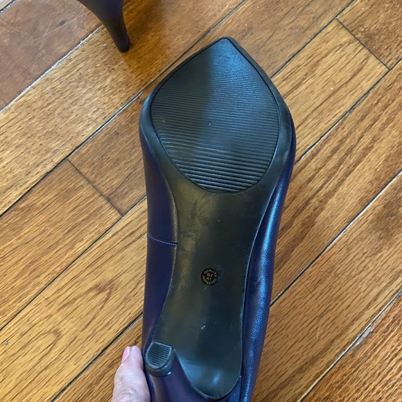 a.n.a. Navy pumps - Picture 1 of 3